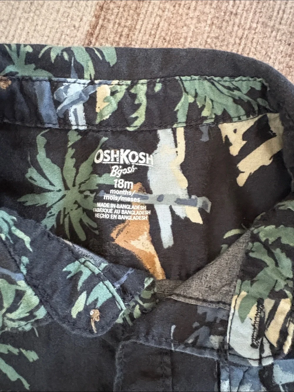 OshKosh B'gosh Black Tropical Button-Up Shirt with Green and Tan Accents